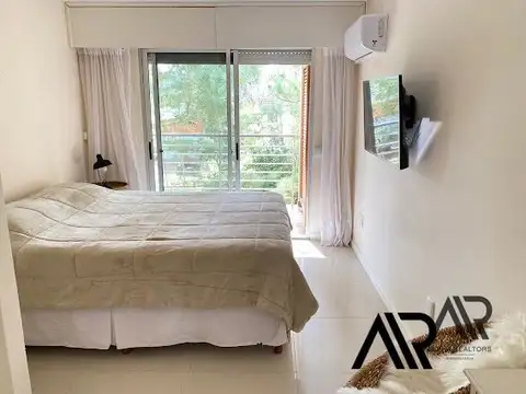 Apartamento en venta c/ cochera en Rincón del Indio