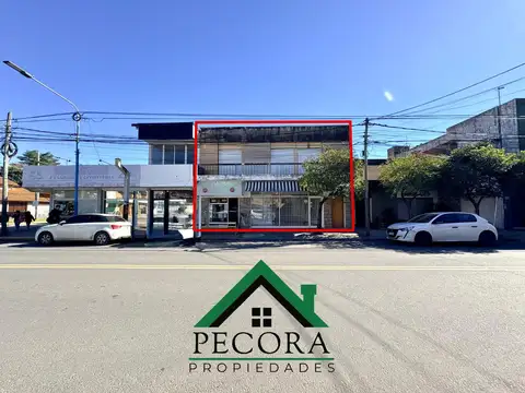 APTA CREDITO - Casa con Locales - Av. Tapia de cruz 1075 - Centro Belen de Escobar