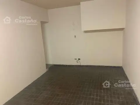 Local en Alquiler en Acassuso Vias  /  Santa Fe, $ 1.850.000