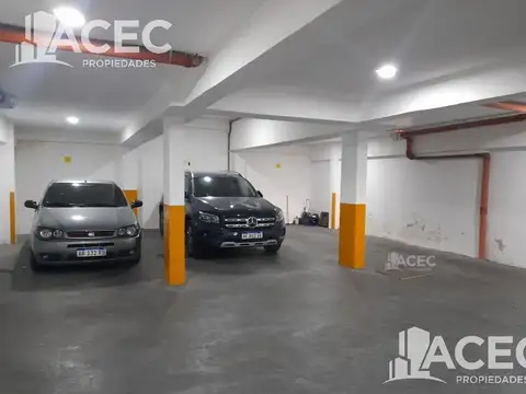 Venta - Cochera - Rep.  De La Sexta