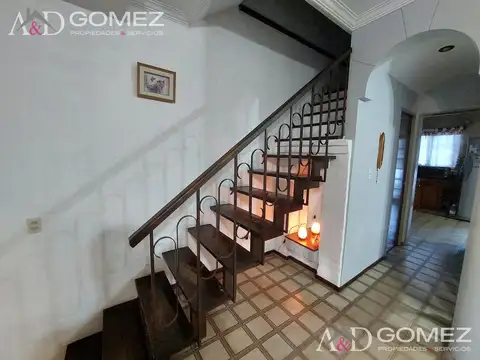 CASA TIPO TRIPLEX 4 AMB - APTO CREDITO