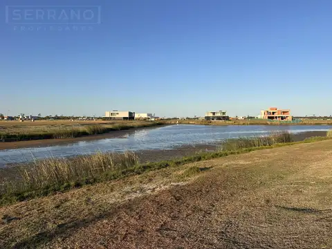 Terreno en Venta 20  mts Frente