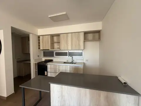 3 AMB I Semipiso I Baño y Toilete I SUM I Edi. de categoria