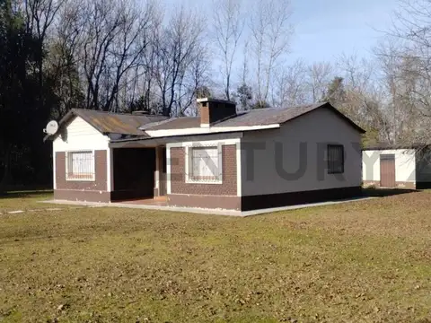 Casa 4 ambientes con 1 baño