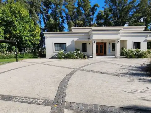 Casa en Alquiler de 4 dormitorios