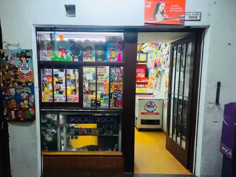 Local en Martin Coronado