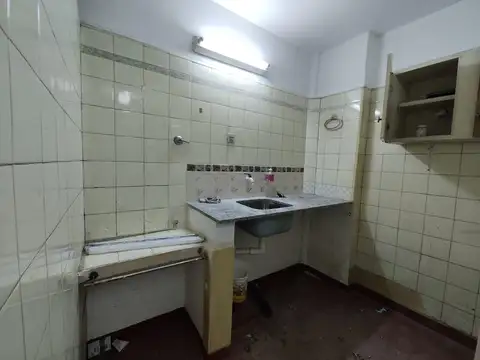 Galpon en Venta 31  mts Fondo