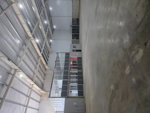 DEPÓSITO / NAVE INDUSTRIAL PREMIUM EN ALVEAR "MICROPI" – 850 m² cubiertos – SEGURIDAD 24 HS