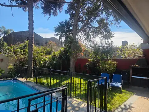 Martinez Excel  ubic casa venta 3 dorms 10 años antigüedad