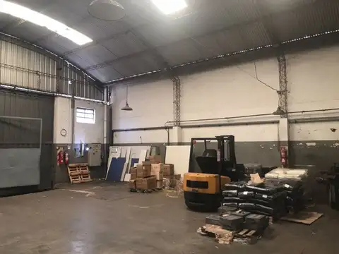 Galpón 800 m² – Carriego al 500 – Rosario – Ingreso Camiones