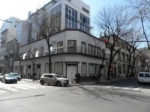1 Ambientes en alquiler con Patio. APTO PROFESIONAL 