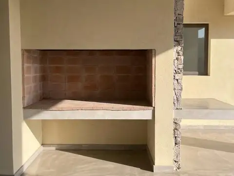 Casa en Alquiler en Rodeo de la Cruz, USD 1.900