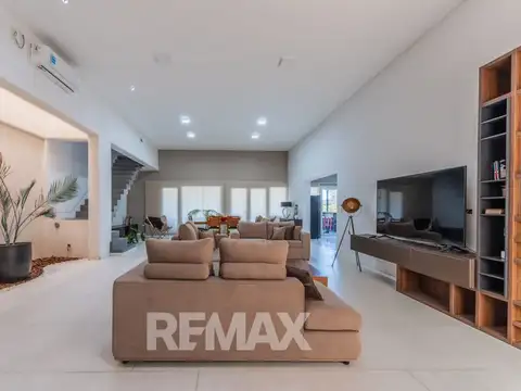 Casa en Venta en Cipolletti, USD 800.000
