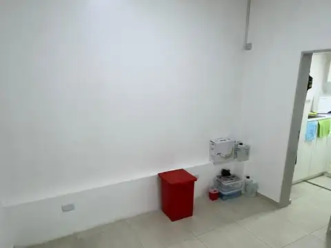 Oficina en Venta 80 años