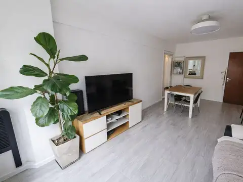 Departamento en Venta en La Perla Sur, USD 160.000