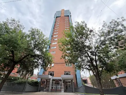Montevideo al 2400