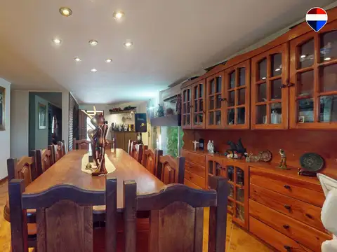 Casa 6 ambientes con 3 baños