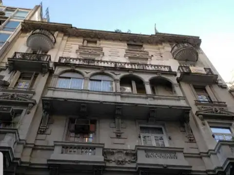 Maipú 474 e/ Lavalle y Avenida Corrientes
