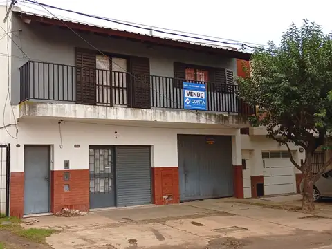 RETASADO  - ATENCIÓN INVERSORES: 13 COCHERAS + LOCAL COMERCIAL +  CASA EN PLANTA ALTA.