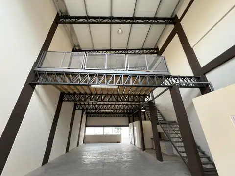 Galpon en Venta en Luis Agote, USD 320.000