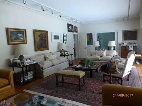 Casa en Venta de 5 dormitorios