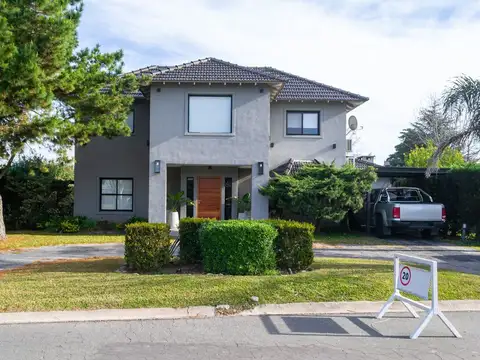 VENTA CASA BARRIO PRIVADO EZEIZA CON ESCRITURA