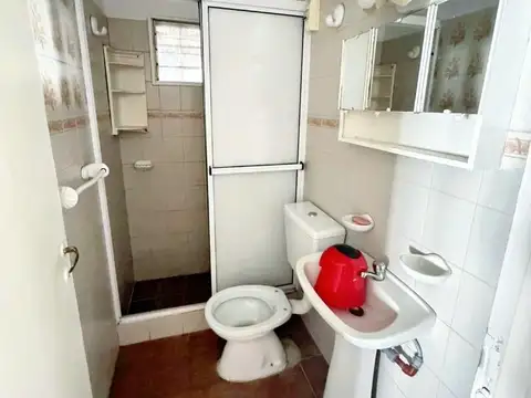 Casa en Alquiler con 1 cochera