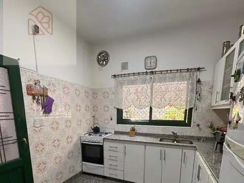 Depto Tipo Casa 3 ambientes con 2 baños