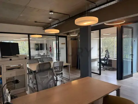 Importante oficina a la venta en Pueblo Caamaño. Con renta garantizada por 3 años. Ideal inversor