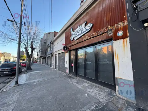 Local en Venta 60 años