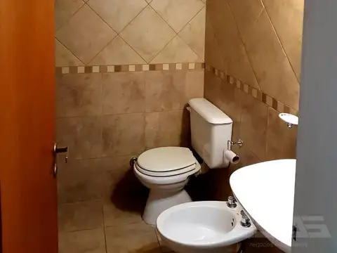 Departamento en Alquiler en Castelar Sur, $ 395.000