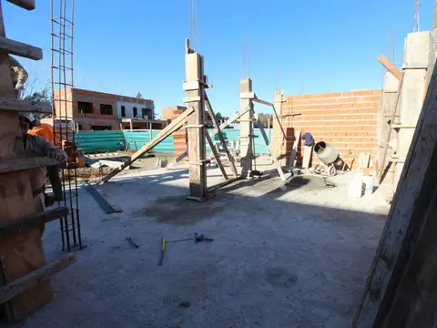 CASA ESTRENAR 4 AMBIENTES BARRIO EL PRINCIPADO SAN VICENTE