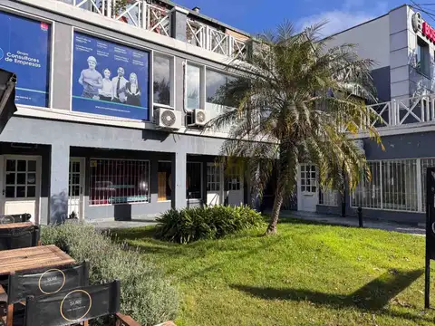 Blanco Encalada 200