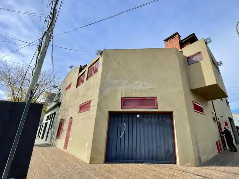 VENTA Y ALQUILER - BLOCK 350m2 CON GALPON   VIVIENDA