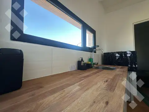 Casa 2 ambientes con 1 baño