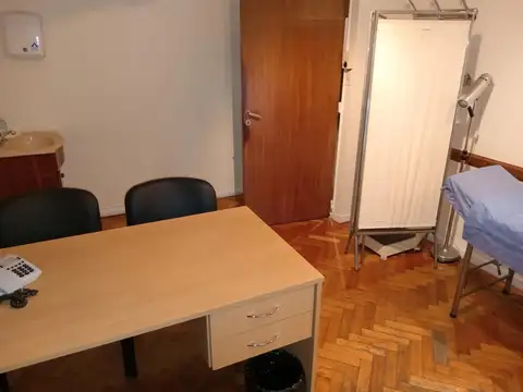 Oficina en Alquiler en Barrio Norte, $ 350.000