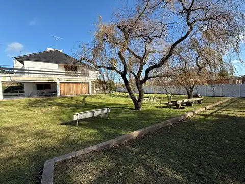 Casa en Venta en Manuel Alberti, USD 205.000