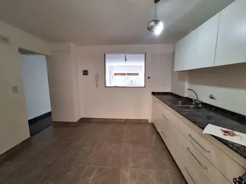 Departamento en Alquiler de 4 ambientes