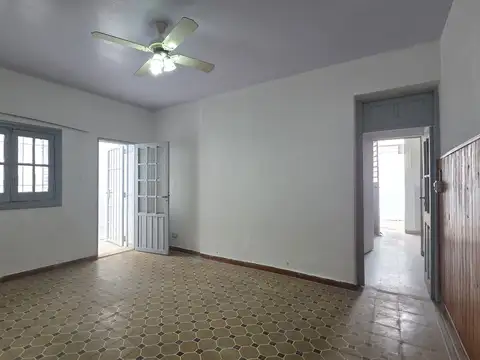 ALQUILER | Casa de 1 dormitorio – Alpatacal 753