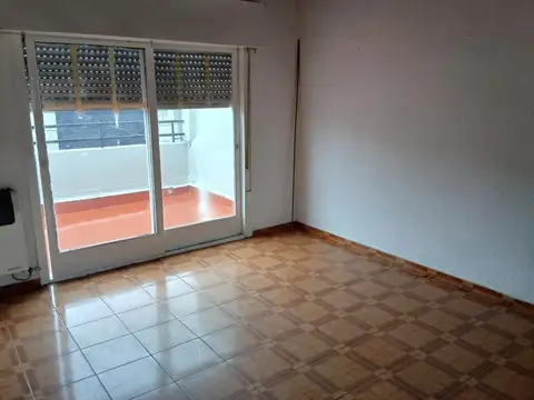 Depto Tipo Casa en Alquiler al Sureste