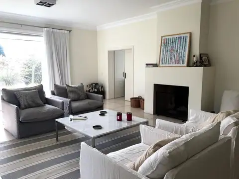 Casa en Venta en Martindale Country Club, USD 1.300.000