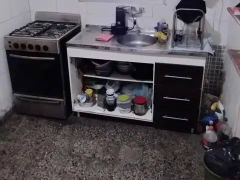Depto Tipo Casa en Venta 50 años