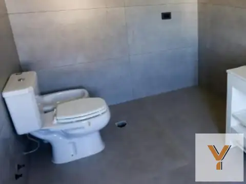 Casa en venta - 3 Dormitorios 3 Baños - 656Mts2 - Canning