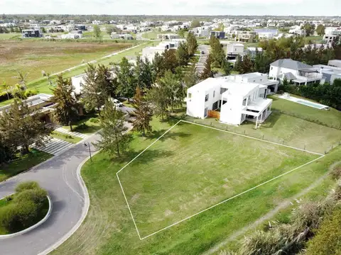 Venta Financiada Lote Interno Or. Noroeste Naudir
