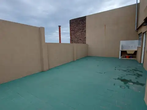 Depto Tipo Casa 7 ambientes con 3 baños