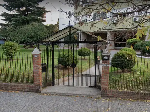 Av Gral Paz 16500, Piso 6