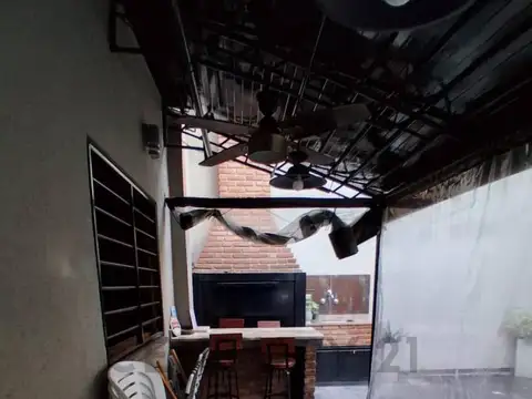 Casa en Alquiler de 3 dormitorios