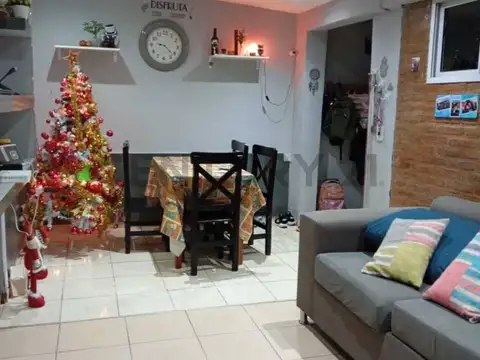 CASA MÁS DEPARTAMENTO INDEPENDIENTE EN VENTA