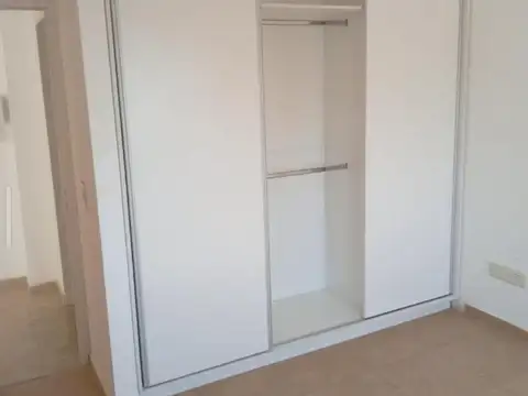 SEMIPISO 2 AMBIENTES Y 1/2 A ESTRENAR APTO CREDITO
