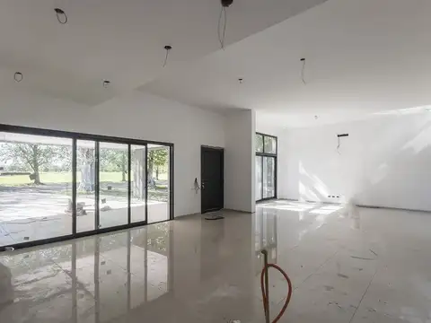 Casa en Venta en Ibarlucea, USD 420.000